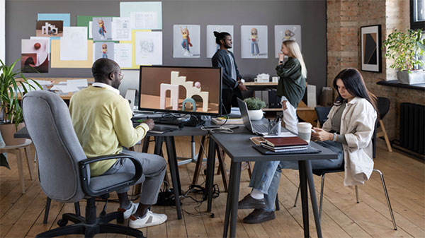 نمونه از طراحی شرکت که با ایجاد فضای خلاقانه سبب جذب نیروهای با استعداد می شود.